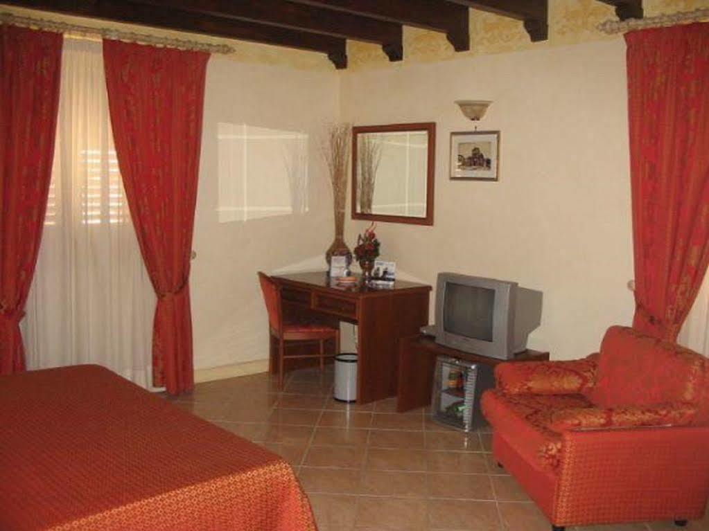 Hotel Centrale Bagheria Zewnętrze zdjęcie