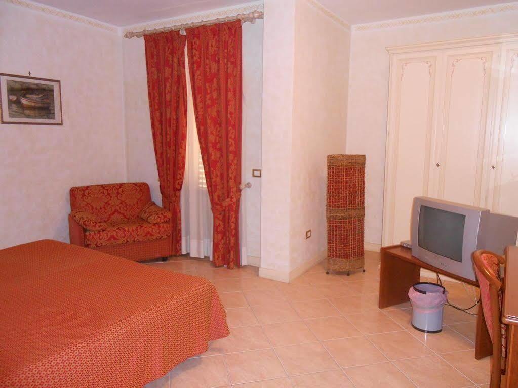 Hotel Centrale Bagheria Zewnętrze zdjęcie